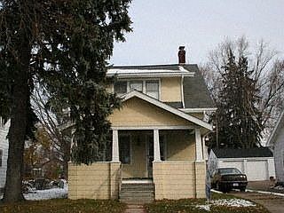 2nd image of 2404 Bagley St