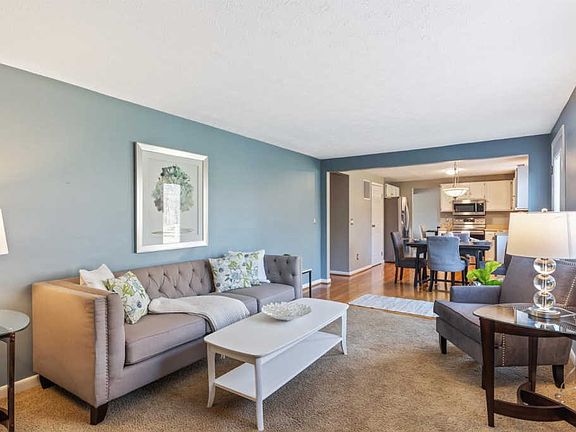5th image of 2020 Whispering Pines Dr