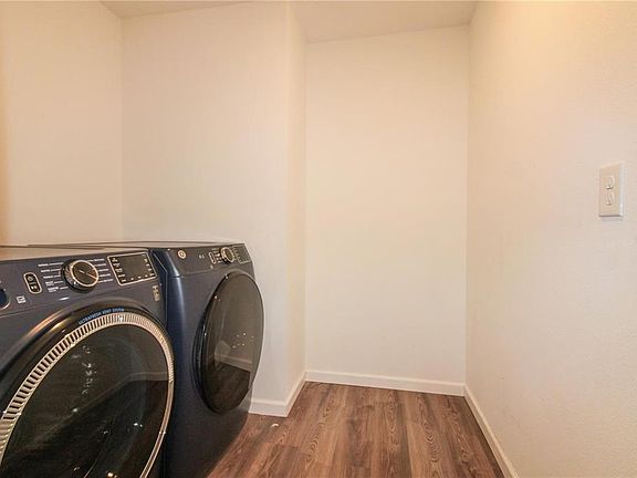 3rd image of 10276 N Spaulding Dr #10276