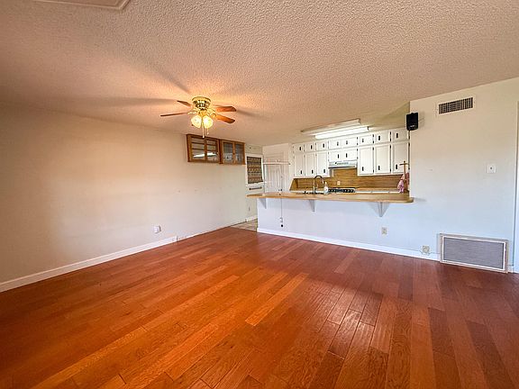 5th image of 407 Kennedy St