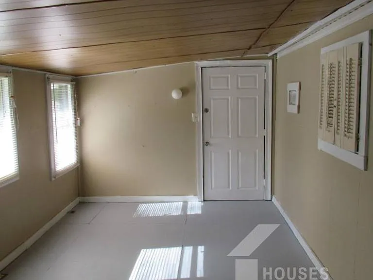 315 Old Dunham Bridge Rd — Photo 15
