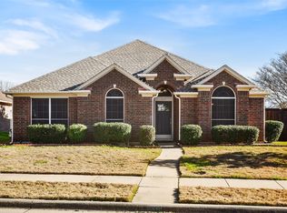 1201 Quaker Ln, Lewisville, TX 75077