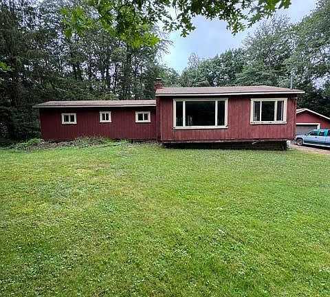 2nd image of 1303 Meadow Run Rd