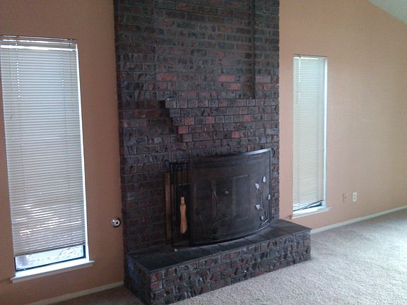 4th image of 1006 Yuloni Dr
