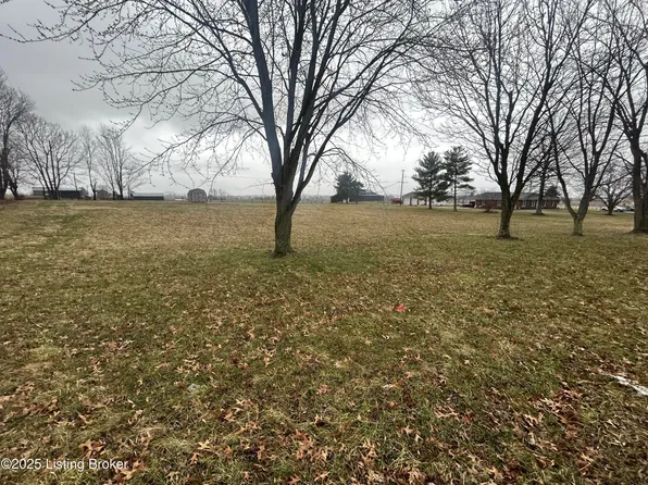 30 Country View Dr, Lebanon, KY 40033