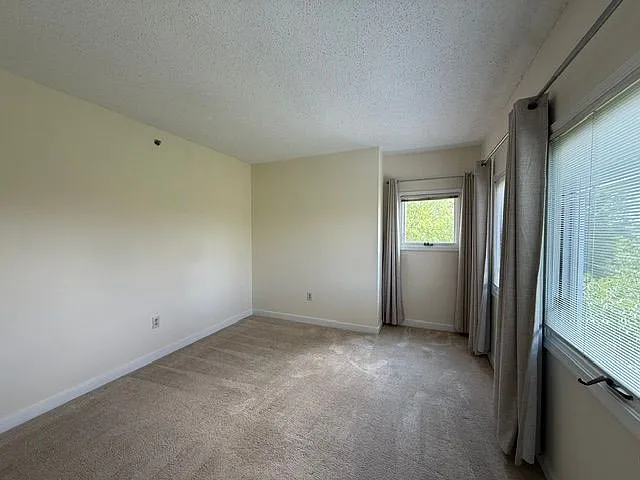 250 W Main St #404 — Photo 15
