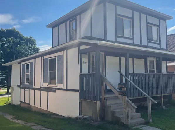 710 W Superior St, Munising, MI 49862