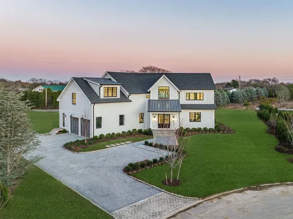 740 Royalton Row, Mattituck, NY 11952