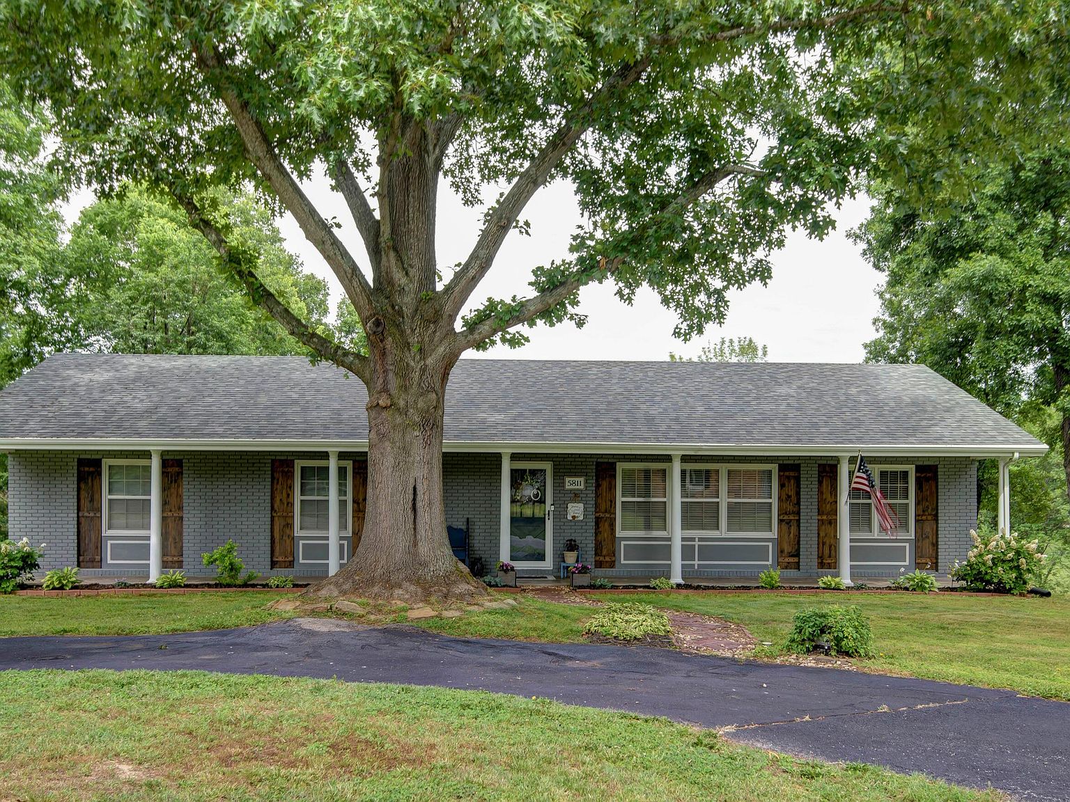 5811 South Hilltop Drive, Springfield, MO 65810 Zillow