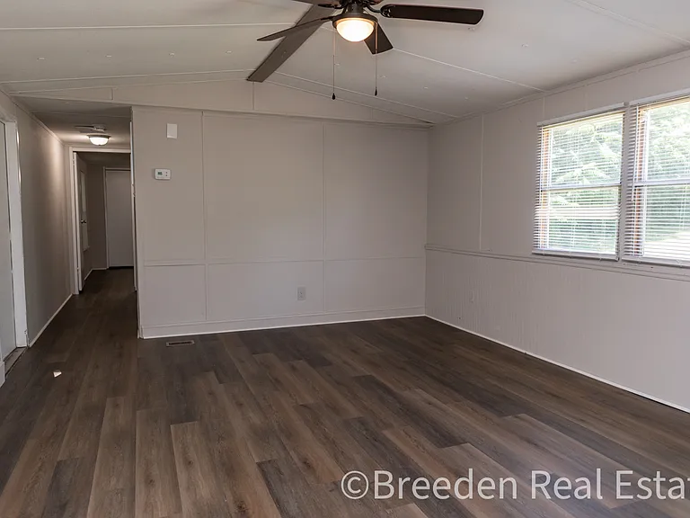 1760 Peaceful Ln — Photo 11
