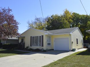 1807 1st Ave N, Clear Lake, IA 50428