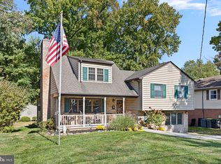 811 Woodsdale Rd, Wilmington, DE 19809