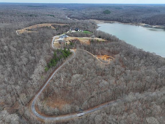 5th image of 454 River Trace Rd