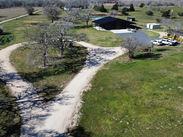 1524 Shaws Bend Rd, Columbus, TX 78934