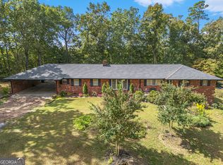 111 Lewis Dr, Calhoun, GA 30701