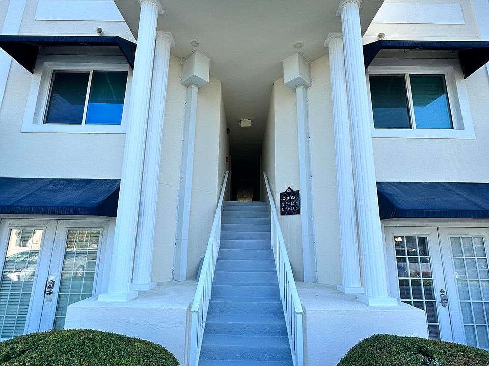 1st image of 8600 Ridgewood Ave #1216