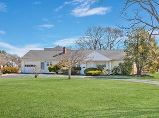 2 Waring Rd, Natick, MA 01760