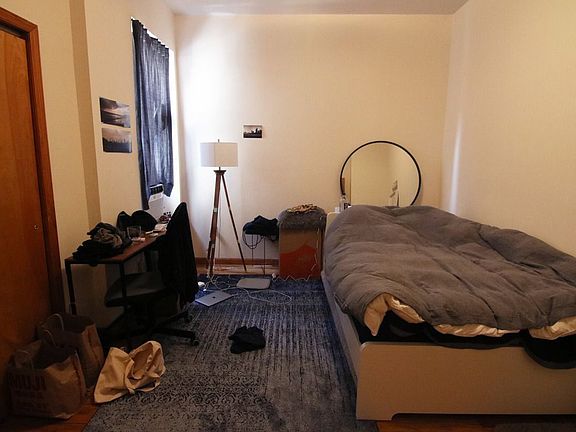 3rd image of 910 Columbus Ave #2B1