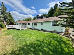 323 E 4th St, Union, WA 98592