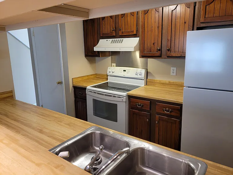 49 Riverside Villa Dr — Photo 8