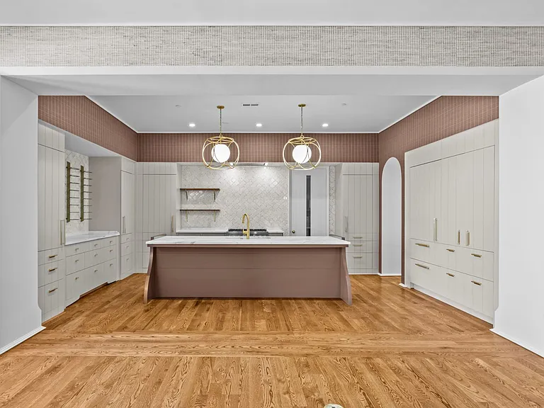 1172 Queens Rd #8 — Photo 19