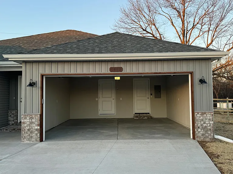 3325 W McCanse St — Photo 28