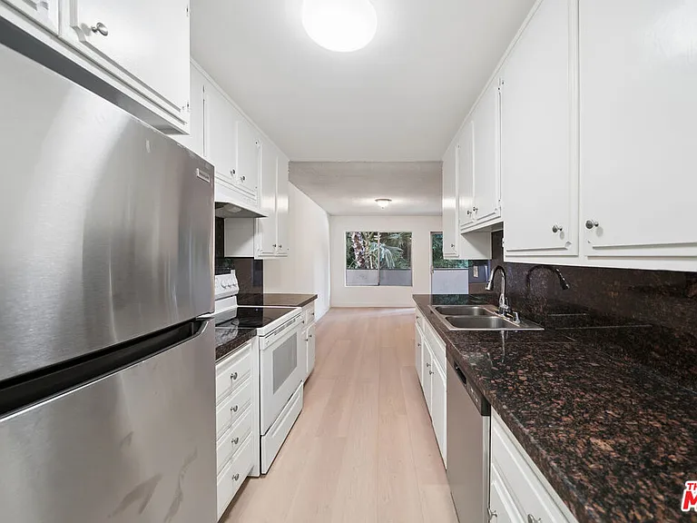 10980 Ohio Ave #201 — Photo 3
