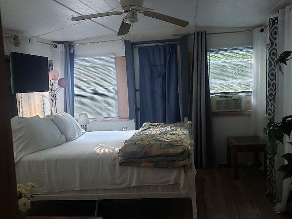 5th image of 5404 Yuma Ln