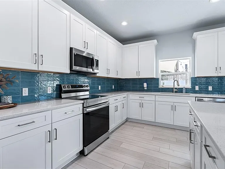 13 Lemay Pl — Photo 18