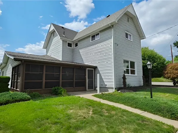 702 Neal St, New Castle, PA 16101