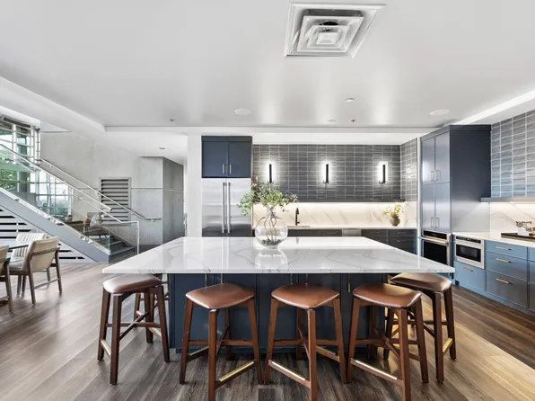 600 12th Ave S APT 722, Nashville, TN 37203