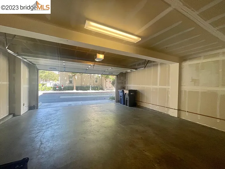 1026 Martin Luther King Dr — Photo 42
