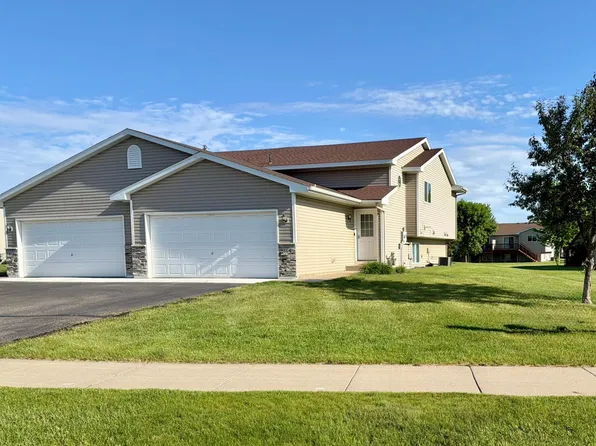 664 9th St, Clearwater, MN 55320
