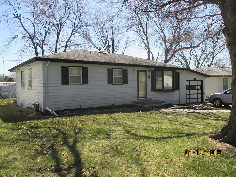 1st image of 301 Pontiac Dr