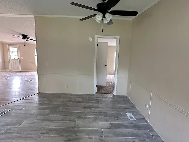 1200 Gwinn Ln — Photo 8
