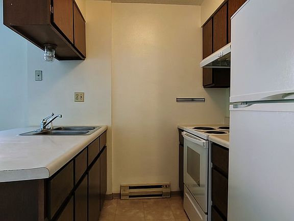 4th image of 1411 Stoddard St #1-4