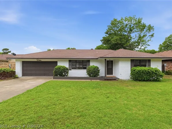 3108 S 97th St, Fort Smith, AR 72903