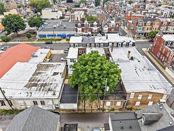 4th image of 1319 W Turner St