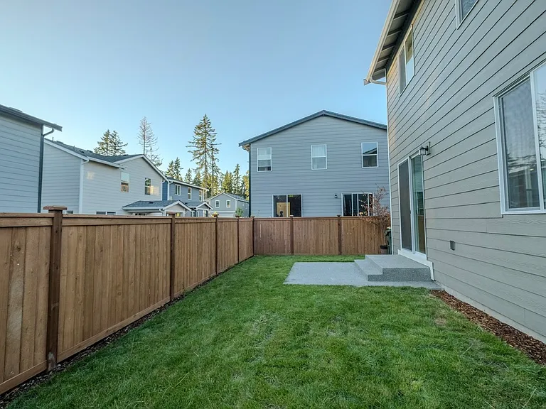 26505 177th Pl — Photo 14