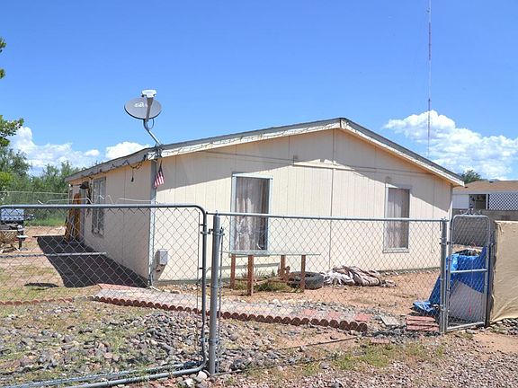 4th image of 636 W Pelaar Dr