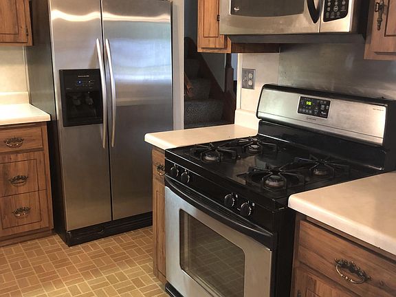 3rd image of 37284 N Grandwood Dr