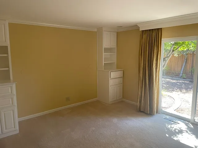 125 Lansberry Ct — Photo 5