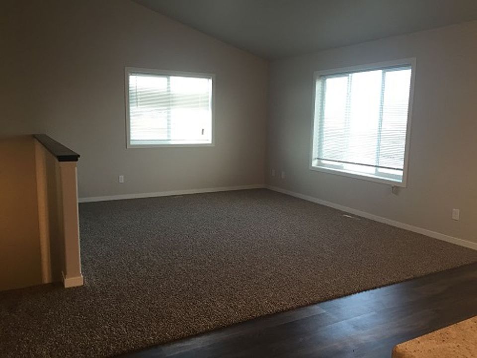 2nd image of 5922 59th St S