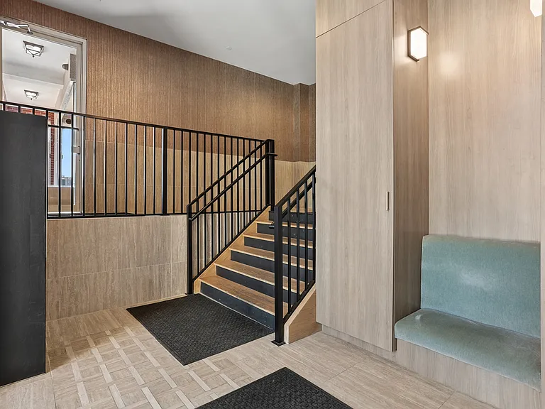 10210 Queens Blvd #401 — Photo 10