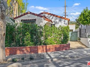 8989 Lloyd Pl, West Hollywood, CA 90069