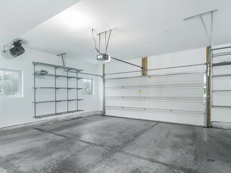 602 N Midvale Blvd — Photo 23