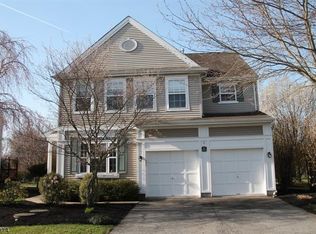 52 Blane Ct, Asbury, NJ 08802