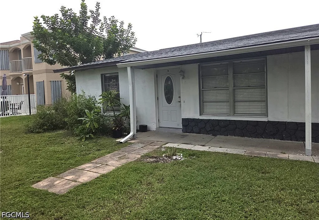 2 bed, 1.0 bath, 1132 sqft, $1,600 — Photo 1