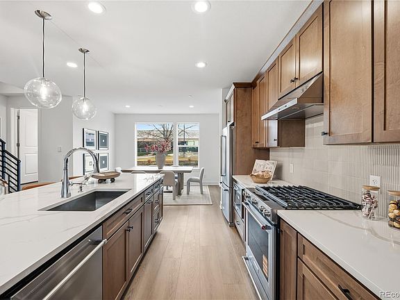7th image of this home