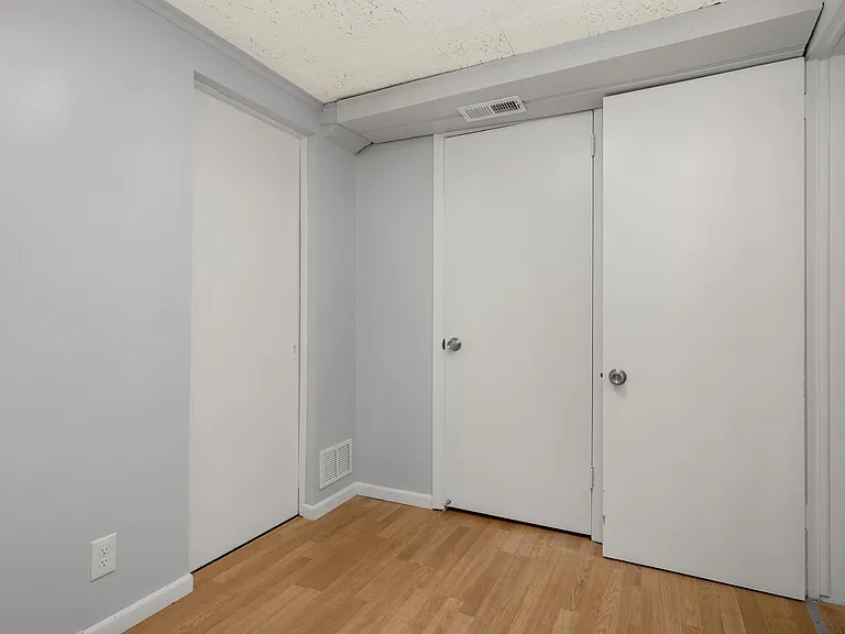 14710 13th Ave N #3 — Photo 2